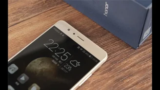 HUAWEI HONOR 8 Review