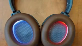 Beyerdynamic's wireless LED headset