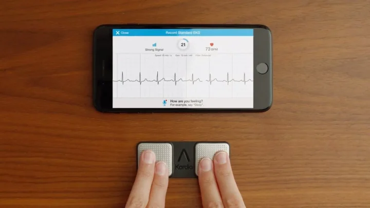 AliveCor announces a new 6-lead ECG reader