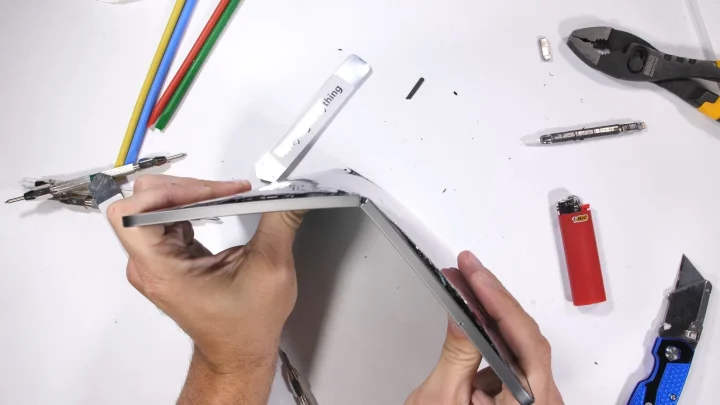 iPad Pro 2018 bended