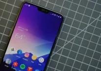 OnePlus 6 running OxygenOS on top of Android OS
