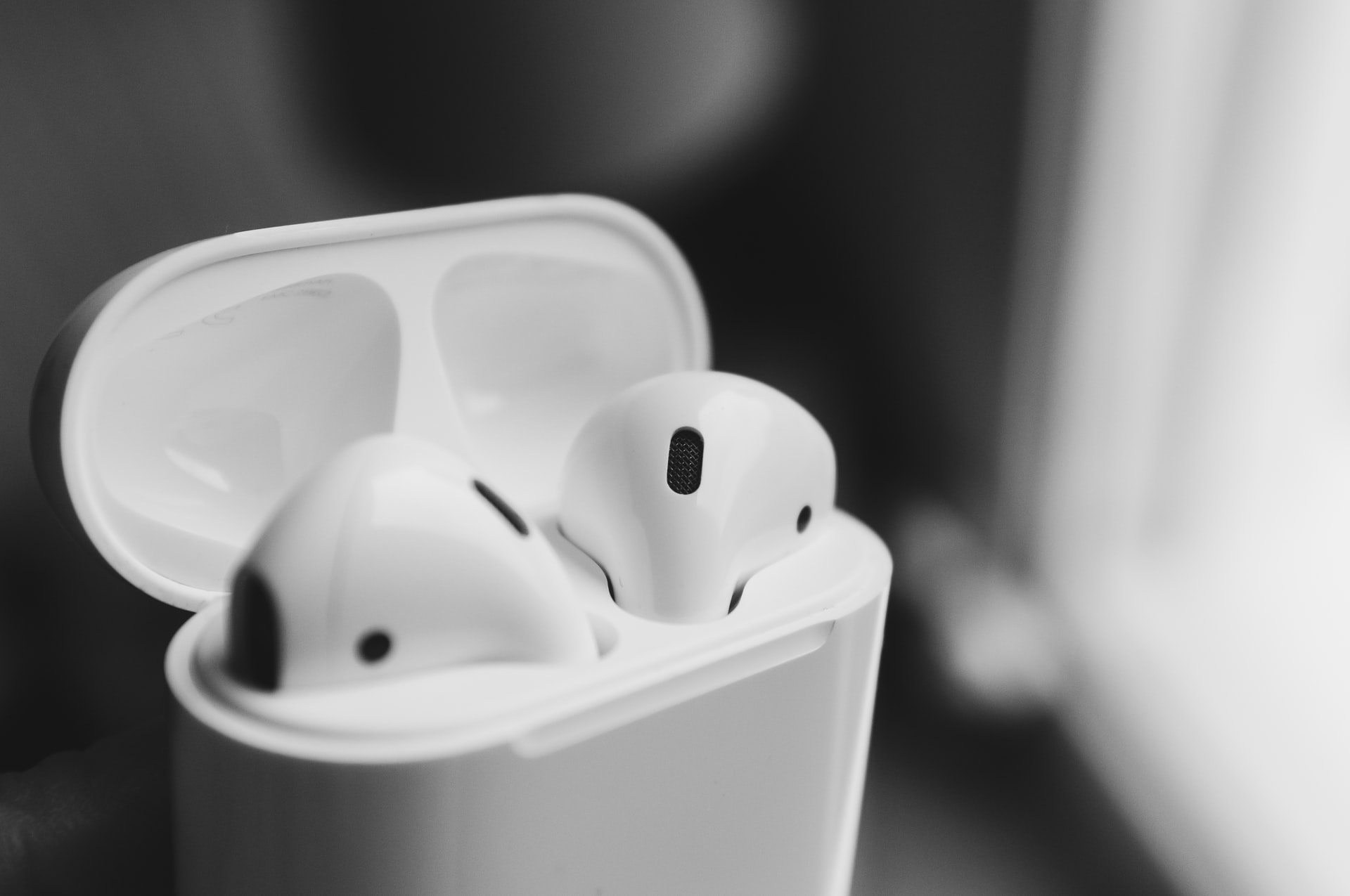 airpods not connecting to iphone 