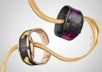 Nubia Alpha foldable smartwatch