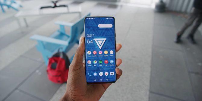 Oneplus 7 Pro Display In Use