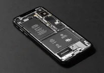 An iPhone's inside look with a removable battery