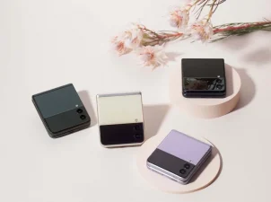 Galaxy Z Flip 3 in four different colors