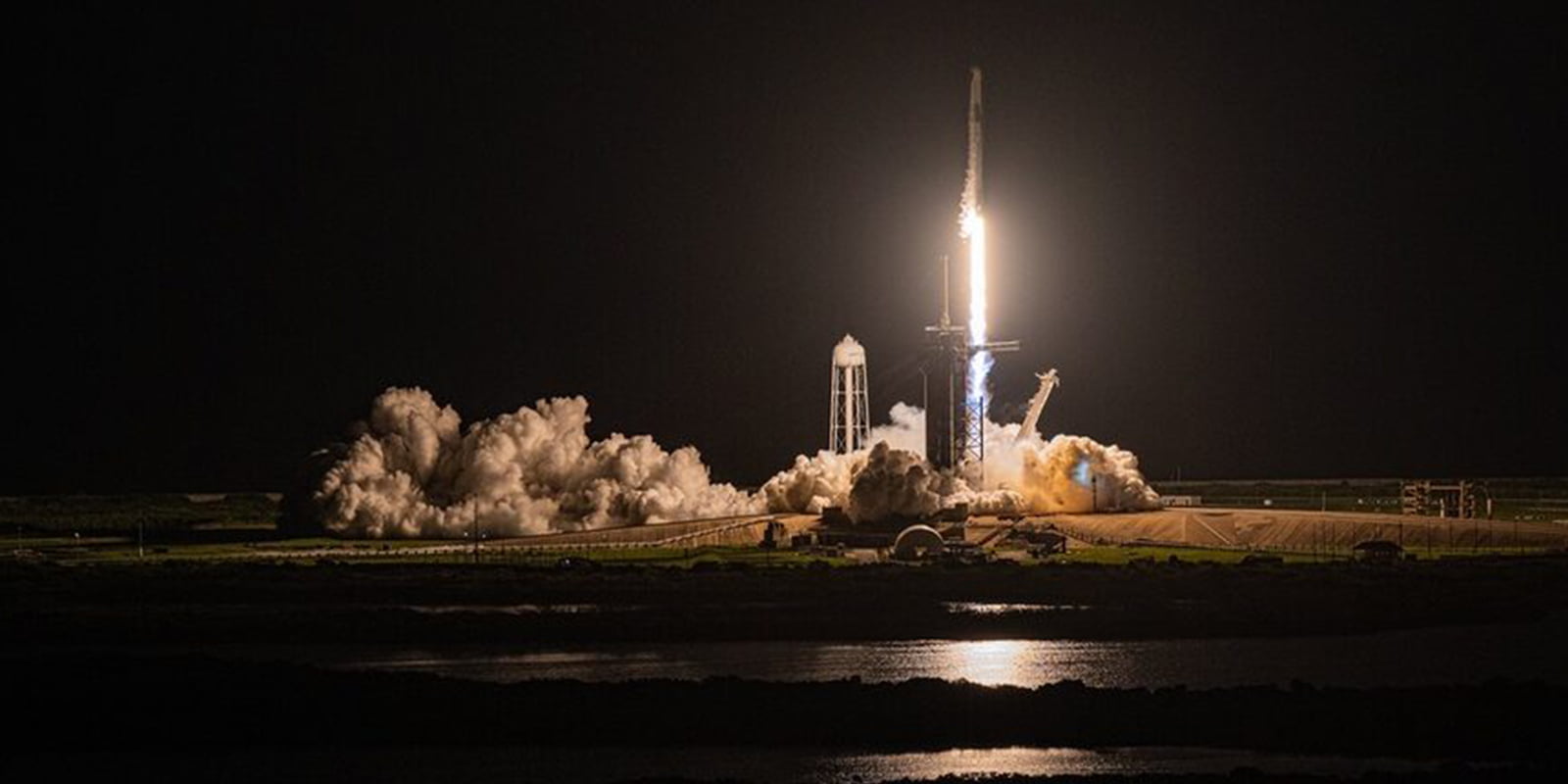 Spacex Launches Its First All-Civilian Mission To Space