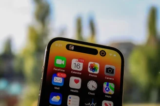 An image of iPhone 14 Pro with Dynamic Island notch