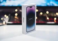 iPhone 14 Pro box packed